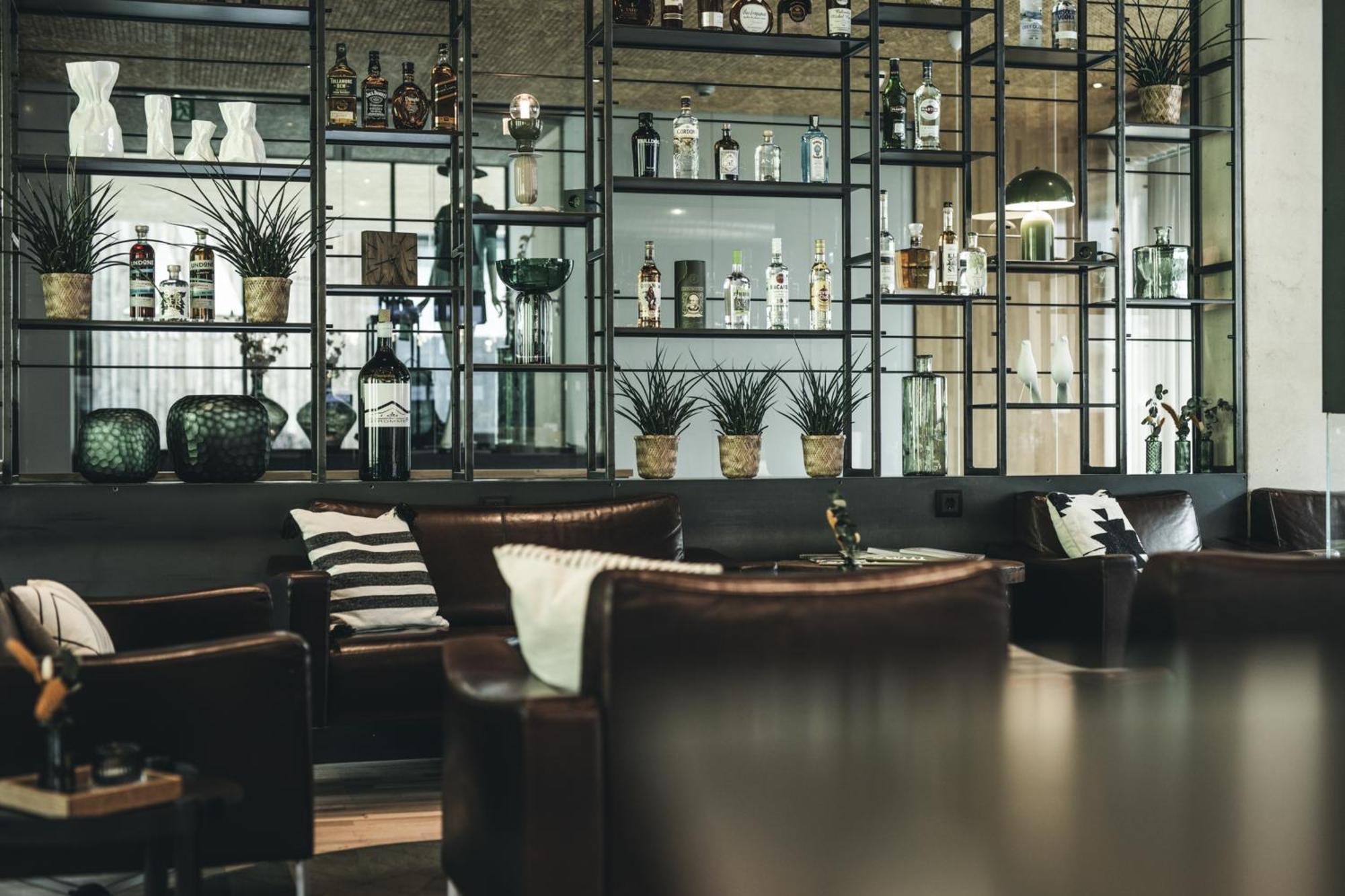 Hotel Arlmont 4 Stern Superior Санкт-Антон-ам-Арльберг Экстерьер фото